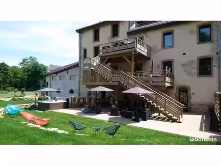 bel appartement insolite 120m2 meublé/jacuzzi toute option parking vue panoramique courte 