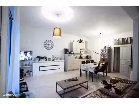 maisonnette/appartement centre-ville
