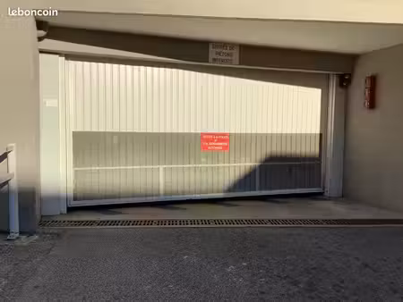 box garage quartier st just