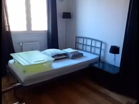 loue chambre meublée voiron