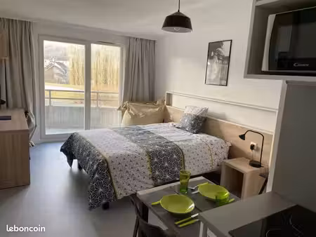 studio 1 pièce 23 m²