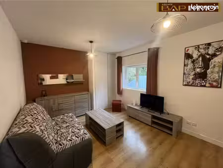 studio 1 pièce 22 m²
