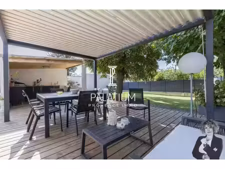 en exclusivité à grans villa t5 rénovée de 100 m² avec jardin