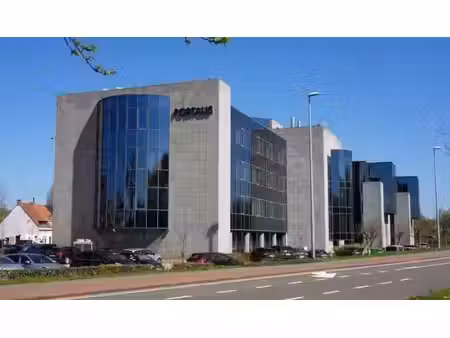 bureaux à louer dans le complexe de bureaux portalis sur l'