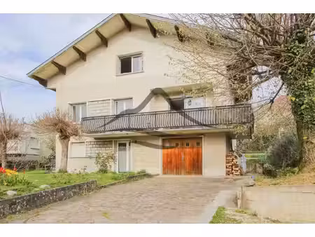 à vendre maison familiale de 247 m2 avec terrain arboré de