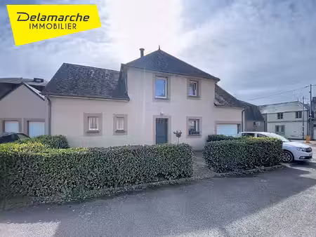 maison en plein centre ville d'avranches (50300 ) 3 chambres   terrain clos et garage