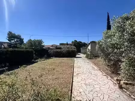 vente terrain 253 m² à rognac (13340)  170 000 €