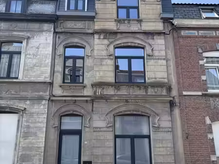belle maison 2 chambres avec extérieur