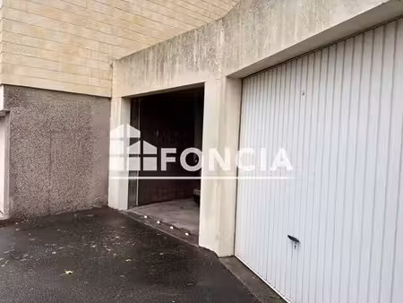 parking à louer
