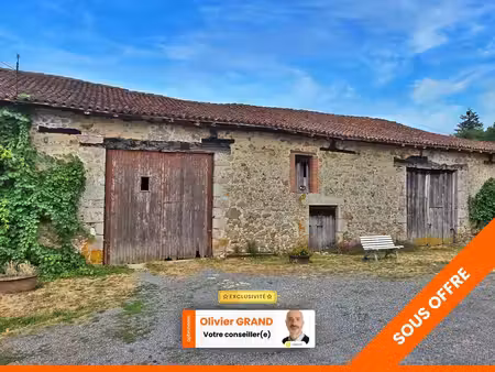 grange 2 pieces + terrain agricole ~ 1.4ha avec pecherie - environnement calme et campagne