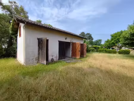 garage/box 50 m² lit et mixe
