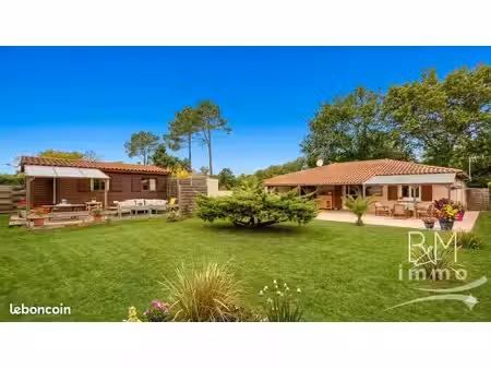 chalet 7 pièces 136 m²