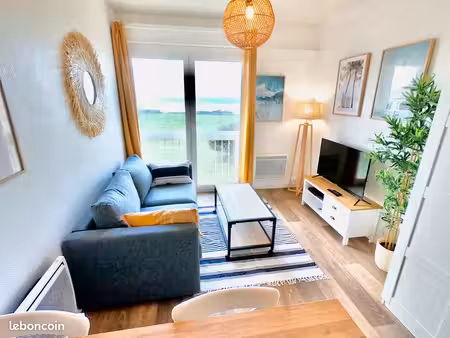 studio meublé avec vue mer