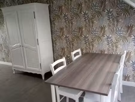 studio 52 m2 fruges  complètement meublé