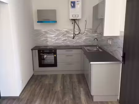 appartement f3 refait à neuf