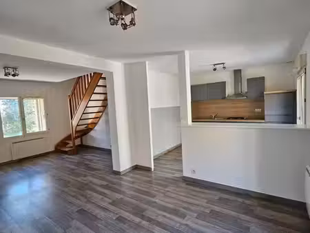 f4 duplex