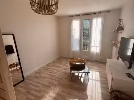 t1 bis meublé - saint cyr sur loire