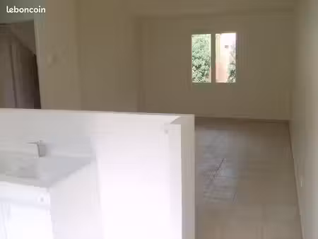 studio à louer verneuil sur seine 78