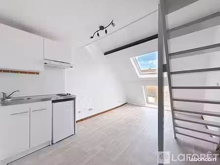 studio 1 pièce 22 m²