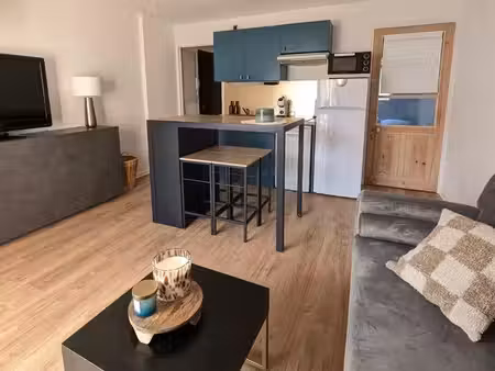 appartement location meublé - 80m de la mer