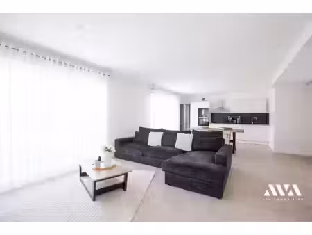 ava immobilier