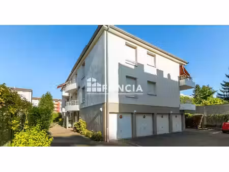 bischheim – 2p de 41 15 m² en rez-de-jardin avec garage. petite copropriété calme  libre d