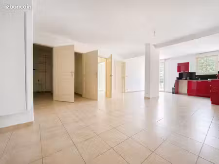 appartement 2 pièces 63 m²