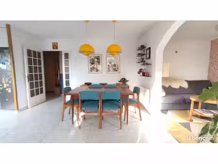 appartement 3 pièces 77 m²