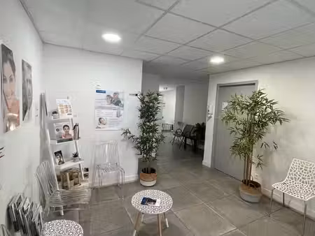 cabinet / bureau professionnel 35 m² – médical / paramédical - parking
