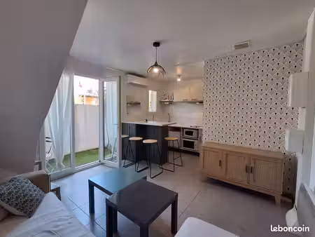 maison 38 m2 avec jardin quartier des semestres