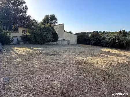 terrain 871 m² mimet