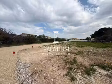 terrain constructible viabilisé à vendre