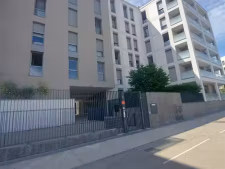 t3 gif