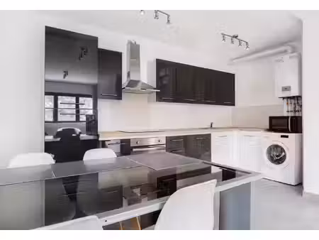 duplex à louer à rue de la comete 16 saint-josse-ten-noode (vbe57086)