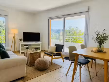 location appartement 3 pièces 74.13 m² à grasse (06130)  1 200 €