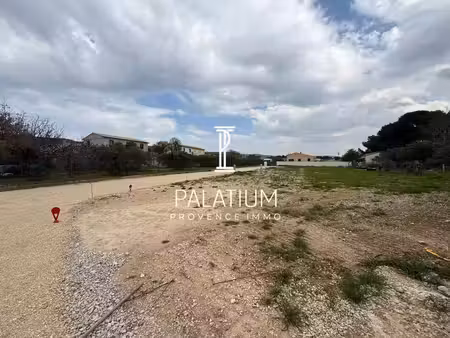 terrain constructible viabilisé à vendre