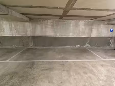 à vendre – places de parking – cannes montfleury