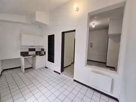 location appartement t1 à angers deux croix banchais (49000) : à louer t1 / 24m² angers de