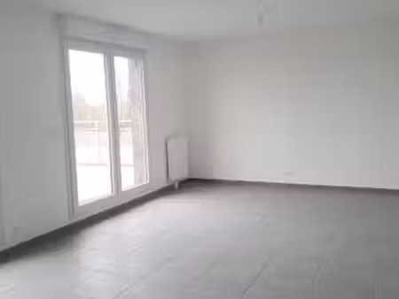location appartement 4 pièces à nort-sur-erdre (44390) : à louer 4 pièces / 88m² nort-sur-