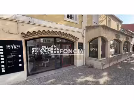 local commercial à vendre