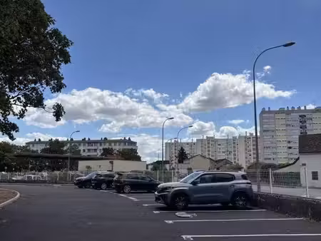 parking à louer