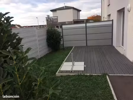 appartement en duplex type maison de ville avec garage