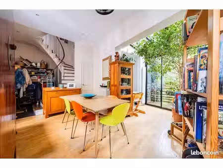 maison de ville avec terrasse