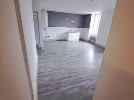 a louer a cesancey (39 570) appartement t3