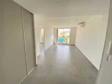 location appartement 3 pièces 56 m² à nice (06100)