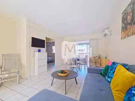 guadeloupe  à vendre sainte-anne appartement t3 de 54.34 m2 au 1er étage à 100m de la plag