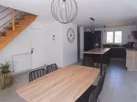 vente maison à châteaubriant (44110) : à vendre / 101m² châteaubriant