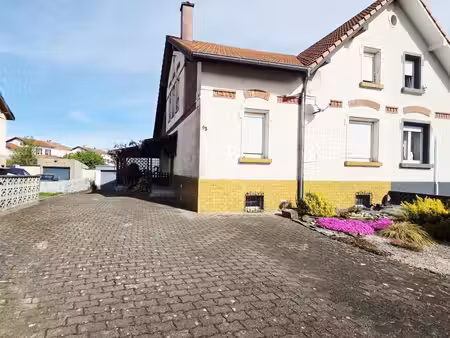 maison familiale de caractère avec jardin à stiring-wendel
