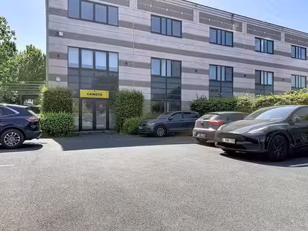 surface commerciale dans le zoning nord