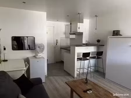 studio 1 pièce 22 m²